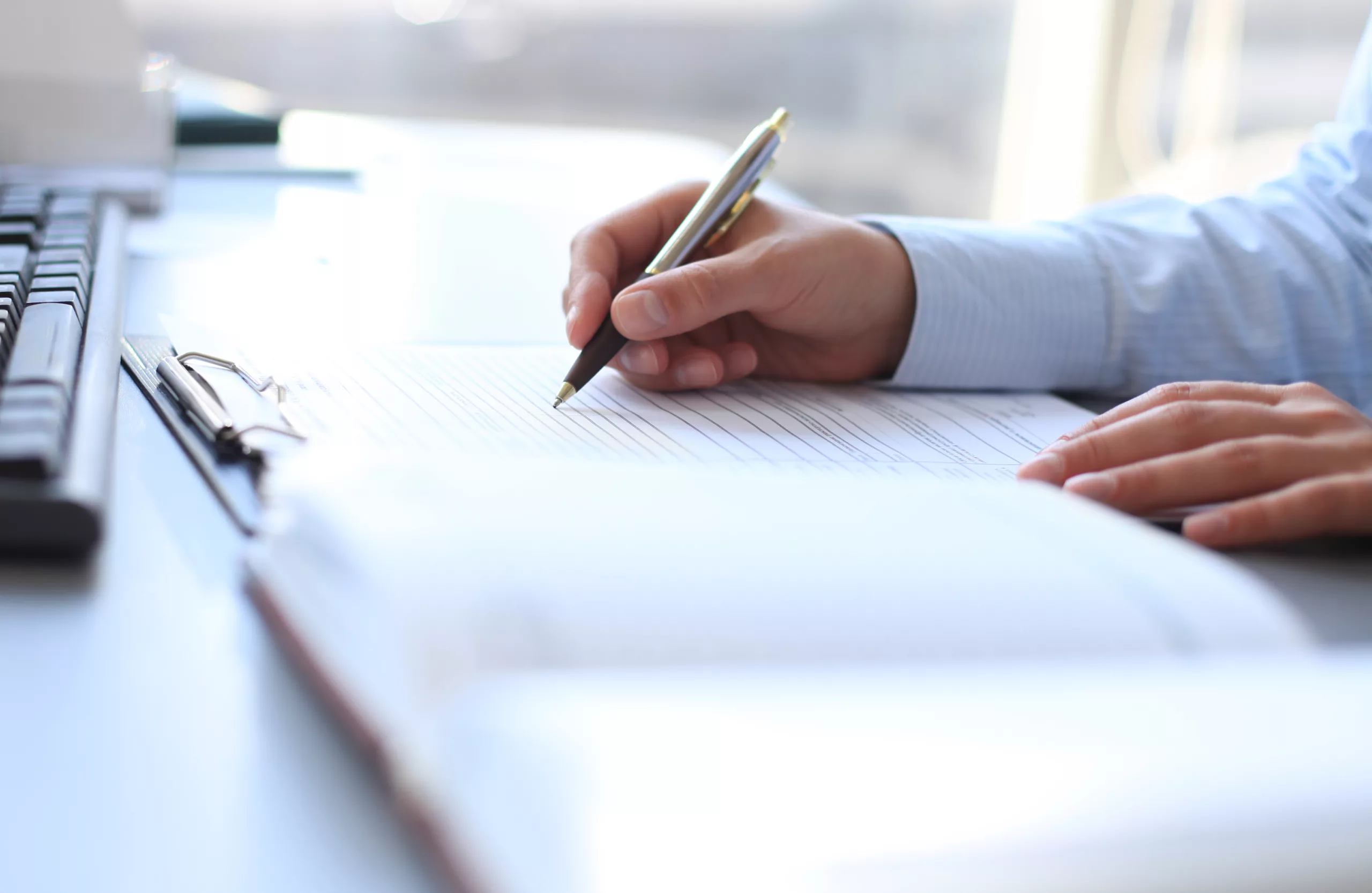 Do Small Businesses Need Contracts?